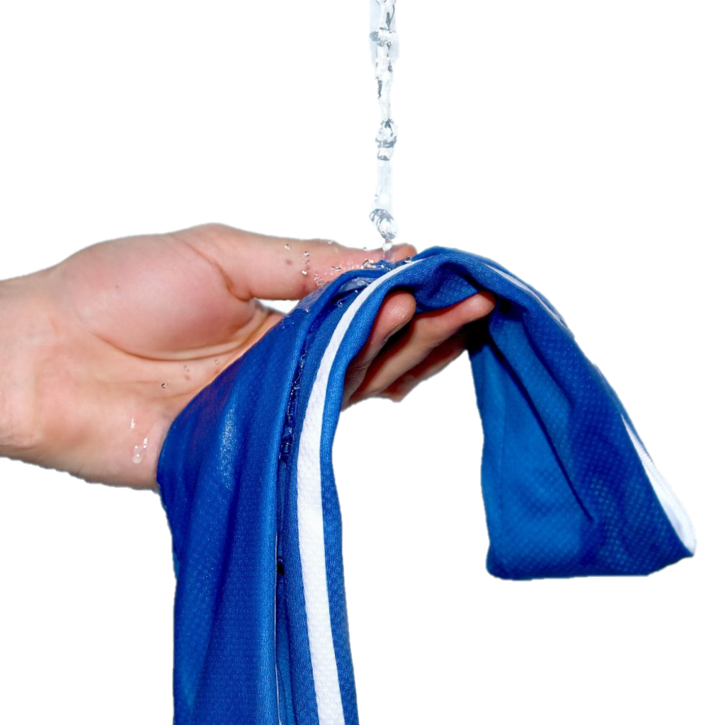 Towel you snap outlet to cool